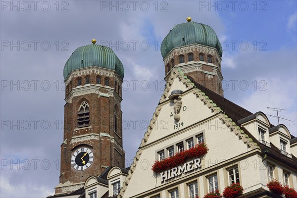 Europe, Germany, Bavaria, City of Munich, City Centre, Kaufinger Straße, Towers of the Church of Our Lady and Hirmer fashion house, Europe