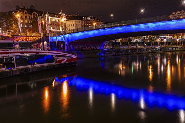 Illuminated Franz-Josefs Quay and St Mary's Bridge on the Danube Canal, night shot, Vienna, Austria, Europe