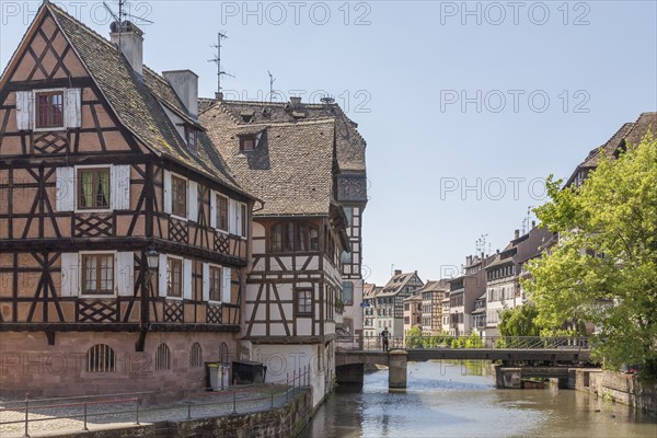 La Petite-France, Ill, Pont de Faisan swing bridge, Tanners' Quarter, UNESCO World Heritage Site, Strasbourg, Département Bas-Rhin, Alsace, France, Europe