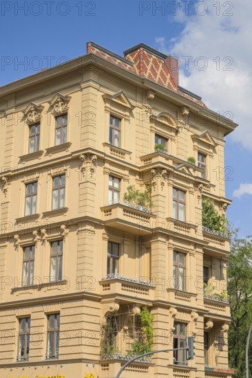 Old building, Hauptstraße, Richard-von-Weizsäcker-Platz, Schöneberg, Tempelhof-Schöneberg, Berlin, Germany, Europe