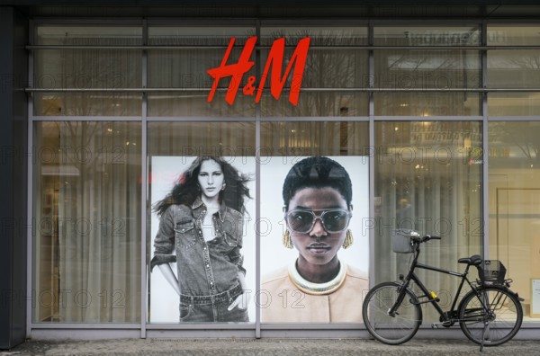 H&M Textiles shop, Wilmersdorfer Straße, Charlottenburg, Berlin, Germany, Europe