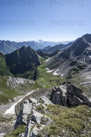 Mountain panorama with Großglockner, mountain landscape with mountain peaks, view from the summit of the Gösleswand, Lasörling Group, Hohe Tauern National Park, East Tyrol, Tyrol, Austria, Europe