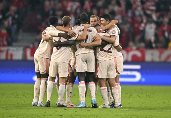 Goal celebration Harry Kane FC Bayern München FCB (09) Min-jae Kim FC Bayern München FCB (03) Joshua Kimmich FC Bayern München FCB (06) Alphonso Davies Bayern FC München FCB (19) Raphael Guerreiro FC Bayern München FCB (22) Dayot Upamecano FC Bayern München FCB (02) Champions League, Allianz Arena, Munich, Bavaria, Germany, Europe