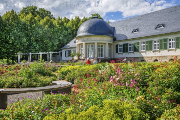 Palais garden in the spa gardens, spa town of Bad Pyrmont, Lower Saxony state spa, Emmer, Emmertal, Weserbergland, Lower Saxony, Germany, Europe