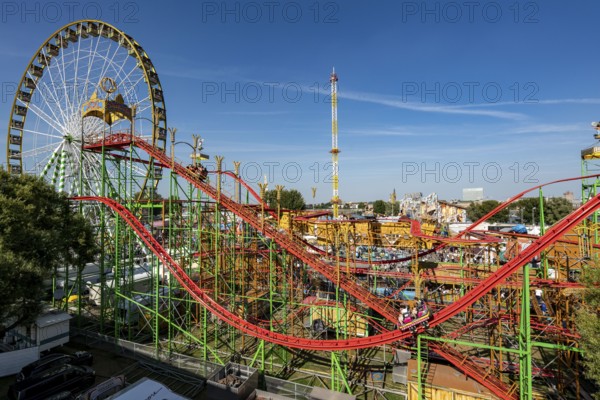 The Rhine Fair in Düsseldorf, in the Rhine meadows in the Oberkassel district, on the Rhine, Wild Mouse ride, North Rhine-Westphalia, Germany, Europe