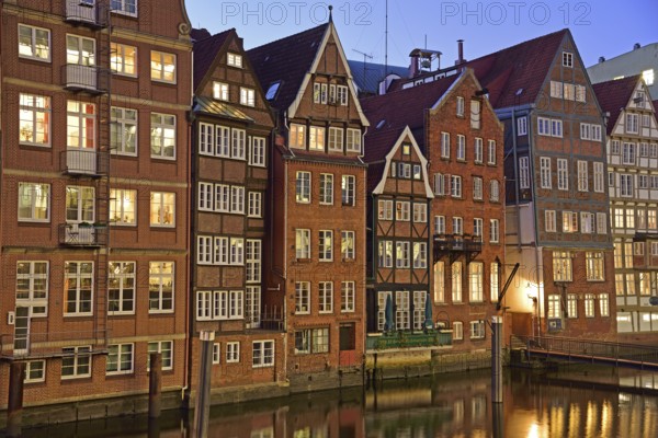 Europe, Germany, Hamburg, City, Nikolaifleet, evening mood canal side, backside of the historic Deichstraße, Hamburg, Hamburg, Federal Republic of Germany, Europe