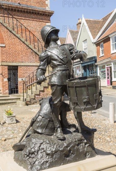 'The Drums of Fore and Aft' drummer boy sculpture by Arnold, Earl of Albemarle, Shire Hall, Market Hill, Woodbridge, Suffolk, England, UK