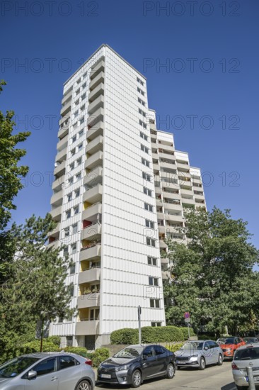 High-rise building, Kirschnerweg, Gropiusstadt, Neukölln, Berlin, Germany, Europe