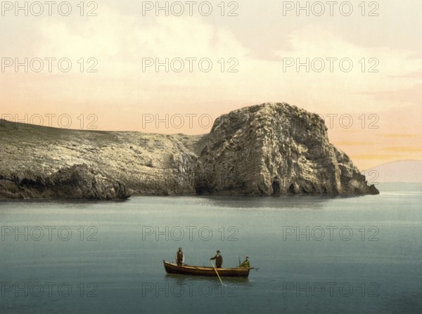 Insel Busi, Höhlen, Dalmatien, Kroatien, Österreich-Ungarn, digital restaurierte Reproduktion eines Originals aus dem 19. Jahrhundert, Aufnahmeddatum nicht angegeben, Island of Busi, caves, Dalmatia, Croatia, Austro-Hungary, digitally restored reproduction from a 19th century original, record date not stated, Europe