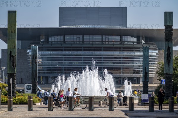 Opera, Operaen, fountains in Amalie Garden, Copenhagen, Denmark, Europe