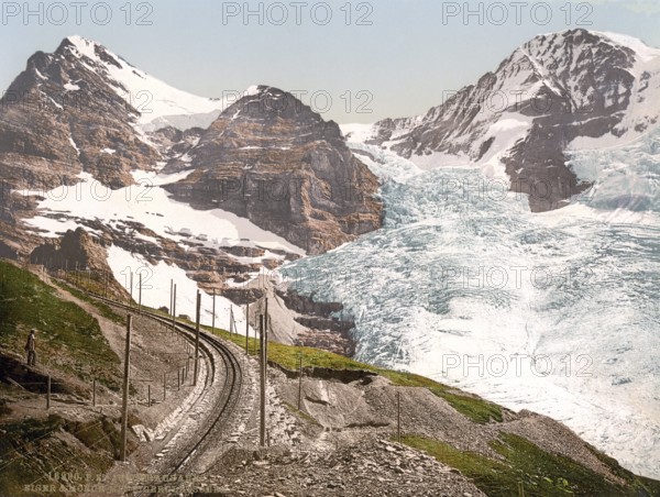 Jungfrau, Bahn, Eiger und Mönch, mit Eigergletscher, Berner Oberland, Schweiz, Historische, digital restaurierte Reproduktion nach einem Original aus dem 19. Jahrhundert, Aufnahmedatum nicht angegeben