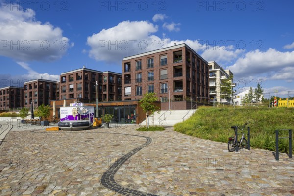 New development area Hafen City, on the site of the old neustädter Elbhafen harbour, Wohnungsbau Dresden, Dresden, Saxony, Germany, Europe