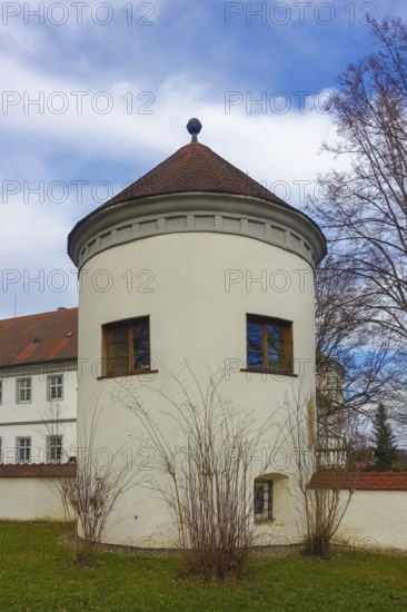 Meßkirch Castle, Castle of the Counts of Zimmern, Zimmern Castle, small round tower, castle wall, castle complex, Renaissance building, architecture, west view from the courtyard garden, historical building, Meßkirch, Sigmaringen district, Baden-Württemberg. Germany