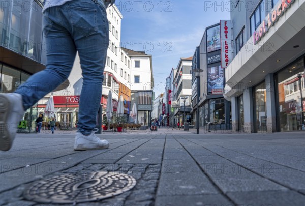 Effects of the coronavirus pandemic in Germany, Essen, empty shopping street, Limbecker Straße