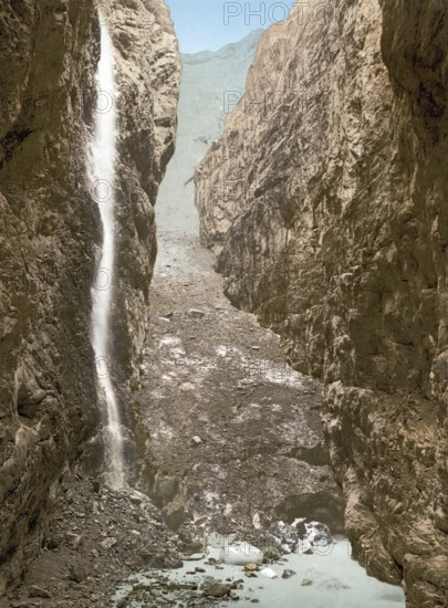 Grindelwald, Grotto, II, with waterfall, Bernese Oberland, Switzerland, Historic, digitally restored reproduction from a 19th century original, Record date not stated, grotto, with waterfall, Bernese Oberland, Switzerland, Historic, digitally restored reproduction from a 19th century original, Record date not stated, Europe