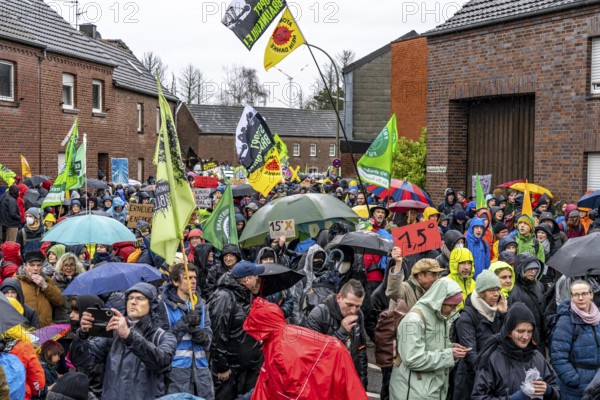 Demonstration against the demolition of the lignite village of Lützerath, from the village of Keyenberg the demonstrators marched to the edge of the Garzweiler open-cast mine and on to the rest of the village of Lützerah, Erkelenz, North Rhine-Westphalia, Germany, Europe