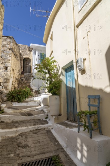 The village of Kritsa, with just under 1300 inhabitants, a mountain village with narrow streets in the east of the island of Crete