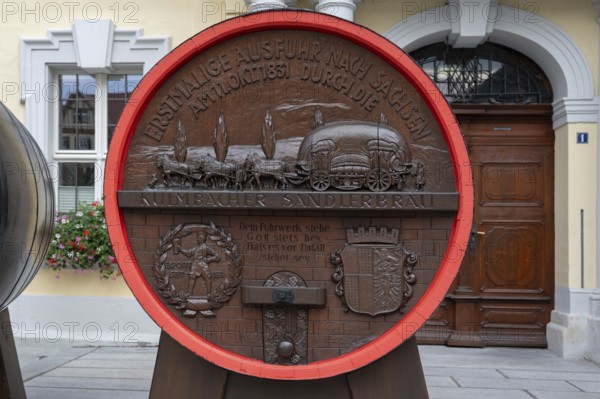 Beer keg of the brewery Kulmbacher Sandlerbräu in front of the town hall during the Kulmbacher Bierwoche, Kulmbach, Upper Franconia, Bavaria, Germany, Europe