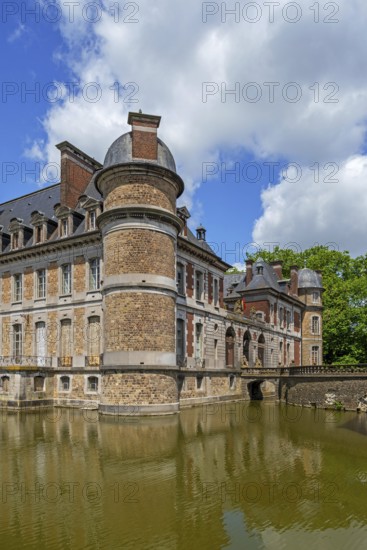 Château de Bel?il, Baroque moated castle in Beloeil and residence of the princes of Ligne, province of Hainaut, Wallonia, Belgium, Europe