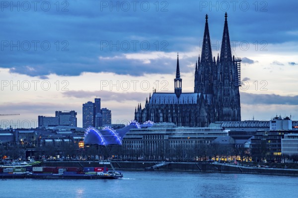 Skyline of Cologne, with the cathedral, Musical Dome theatre, on the Rhine, North Rhine-Westphalia, Germany, Europe