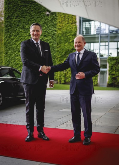 (R-L) Olaf Scholz, Federal Chancellor, receives Denis Becirovic, Chairman of the State Presidency of Bosnia and Herzegovina, at the Chancellery in Berlin, 07/05/2024