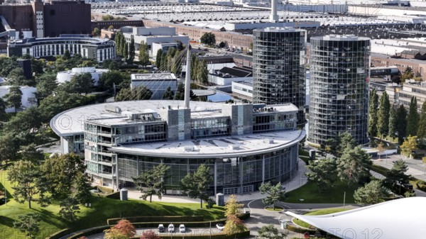 The car towers of the Autostadt, Wolfsburg, 29.09.2024. The Volkswagen Group has announced cost-cutting measures for its German plants, Wolfsburg, Lower Saxony, Germany, Europe