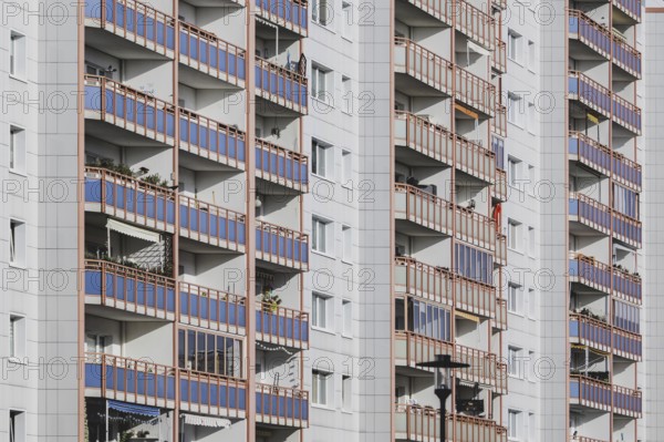 Prefabricated buildings with balcony, photographed in the Berlin district of Lichtenberg in Berlin, 29/02/2024