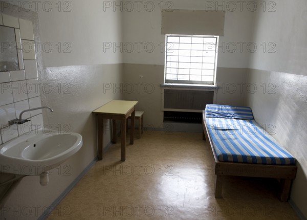 Berlin, 12.09.2008, Prison cell of the former central prison of the Ministry of State Security, MfS in Berlin Hohenschönhausen, Berlin, Germany, Europe