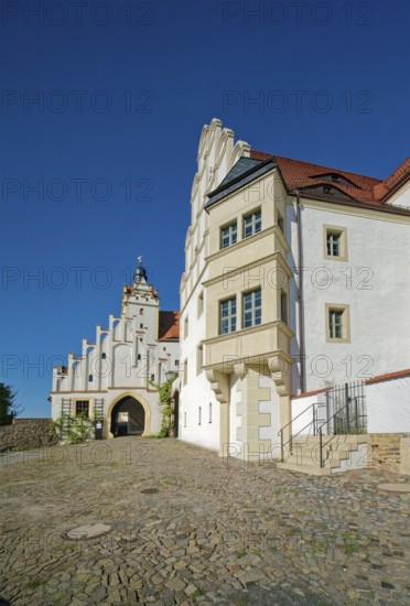 Renaissance Colditz Castle with escape museum about Allied prisoners of war and youth hostel, Colditz, Saxony, Germany, Europe