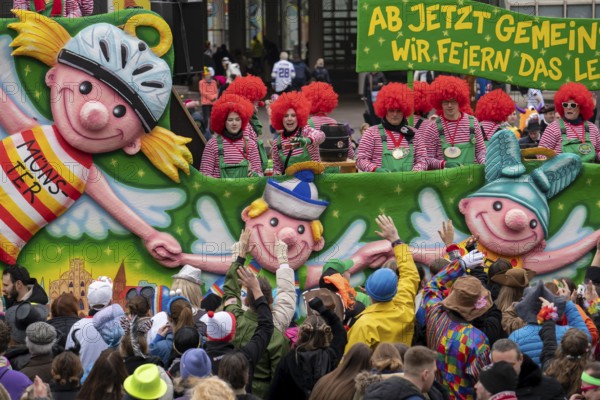 Rose Monday parade in Düsseldorf, themed floats of carnival societies and other participants in the street carnival, North Rhine-Westphalia, Germany, Europe