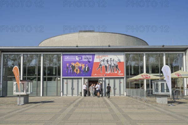 Kosmos cinema and event hall, Frankfurter Allee, Friedrichshain, Berlin, Germany, Europe