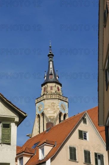 Houses, at the back collegiate church zu St. Georg, Protestant parish church, church, sacred building, church tower, clock, master builder Peter von Koblenz and Hans Augsteindreyer, historic old town, university town, Tübingen, Baden-Württemberg, Germany, Europe