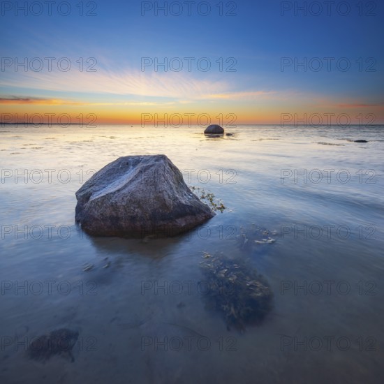 Large boulders on the beach of the Baltic Sea at sunset, Wismar Bay, Baltic Sea, Mecklenburg-Western Pomerania, Germany, Europe