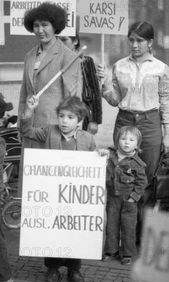 DGB May Day demonstration on 01.05.1980 in Dortmund, Germany, Europe