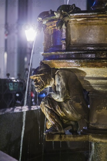 Dresden's most ornamental fountain, over 15 metres high, a total of 40 gargoyles, designed by Gottfried Semper and Karl Moritz Seelig, built between 1843 and 1845 by Franz Schwarz, donated because Dresden was spared the cholera epidemic