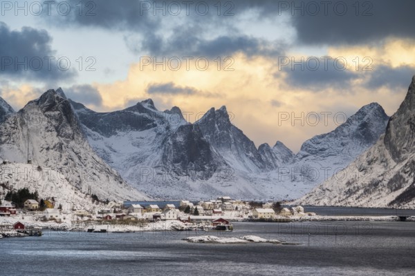 Fishing village Reine, Reinefjord, Moskenesøya, Lofoten, Norway, Europe