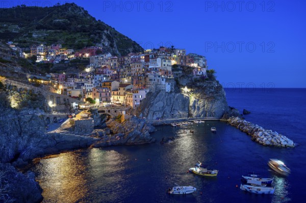 Fishing village of Manarola, blue hour, blue hour, district of Riomaggiore, Cinque Terre, province of La Spezia, Liguria, Italy, Europe