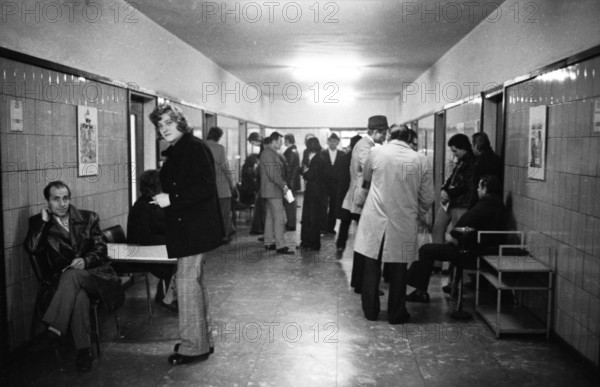 Unemployed at the labour office on 18.11.1974 in Gelsenkirchen, Germany, Europe