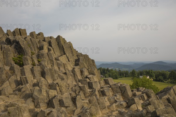 Panska skala, (Mansion/Manor Rock) also called the Varhany (Organ) is an unobtrusive hillock close to Prachen, Bohemia, Czech Republic, Europe