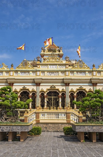 Vinh Trang Temple, My Tho, Mekong Delta, Vietnam, Asia