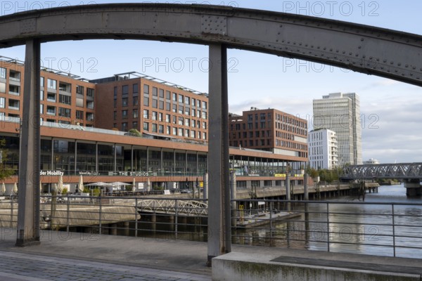 Elbarkaden on the Elbtorpromenade, residential and commercial building, Hafencity, Hamburg, Germany, Europe