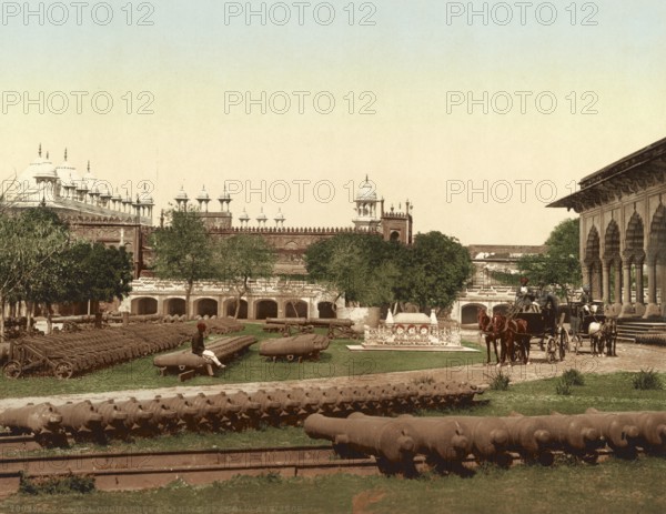 Agra. Cucharree and Hall of Public Audience, India, digitally restored reproduction from a 19th century original, record date not stated, Agra. Cucharree and Hall of Public Audience, India, digitally restored reproduction from a 19th century original, record date not stated, Asia