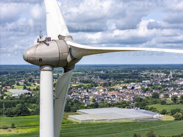 Wind turbine, type Enercon E-82, near Gladbeck, North Rhine-Westphalia, Germany, Europe