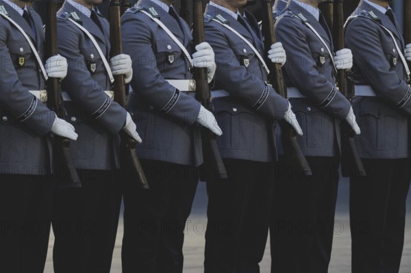 Soldiers from the Bundeswehr Guard Battalion, photographed during a reception with military honours in the courtyard of the Federal Chancellery in Berlin, 13.03.2024