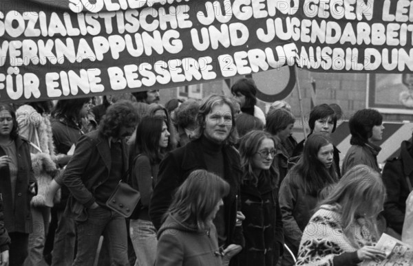 Called by the DGB youth, about 2000 mostly young people demonstrated on 25.10.1975 for co-determination and against unemployment in Giessen, Germany, Europe