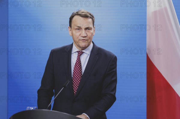 Radoslaw Sikorski, Foreign Minister of Poland, photographed during a press conference with Annalena Bärbock (not pictured), Federal Foreign Minister, in Berlin, 30 January 2024 / Photographed on behalf of the Federal Foreign Office