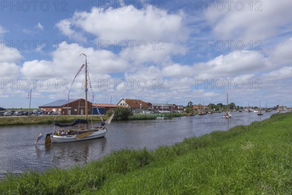 WattenSail, meeting of Dutch and German traditional sailors, Carolinensiel, North Sea resort, Lower Saxony, Germany, Europe