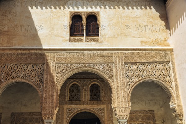 Patio del Mexuar, arabesque Moorish architecture, arched window, detail, Nasrid Palaces, Alhambra, Granada, Andalusia, Spain, Europe