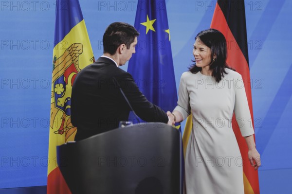 (R-L) Annalena Bärbock (Alliance 90/The Greens), Federal Foreign Minister, and Mihai Popsoi, Foreign Minister of Moldova, at a press conference after a meeting in Berlin, 9 April 2024 / Photographed on behalf of the Federal Foreign Office