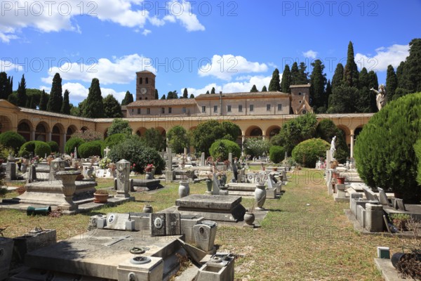 Campo Verano, Cimitero Comunale Monumentale Campo Verano, the largest cemetery in Rome in the Tibertino district, Italy, Europe